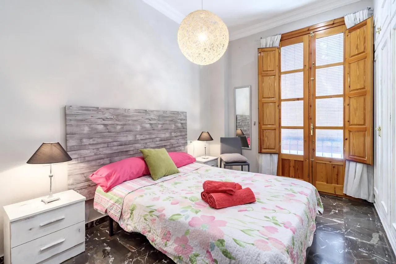 Great Apartment Parking Granada
