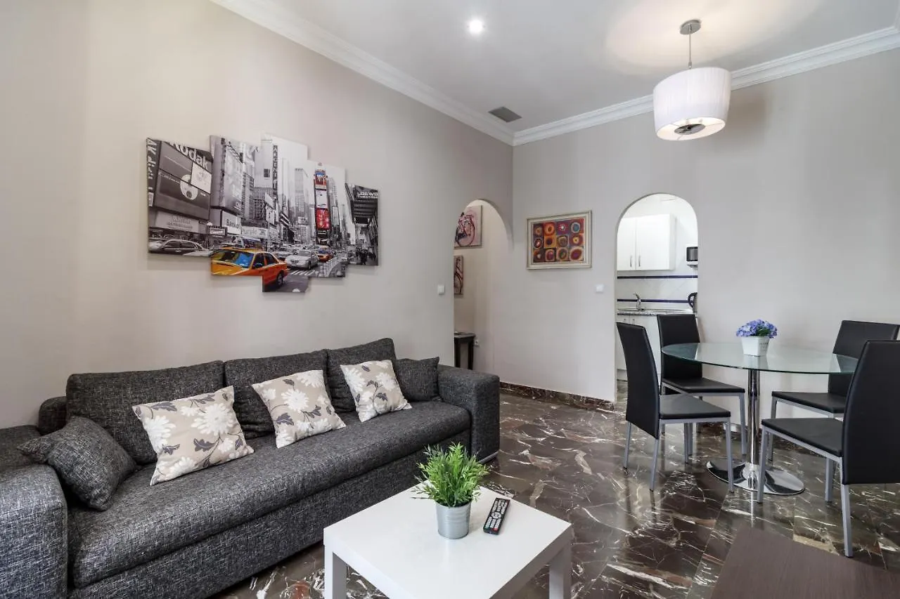 Great Apartment Parking Granada