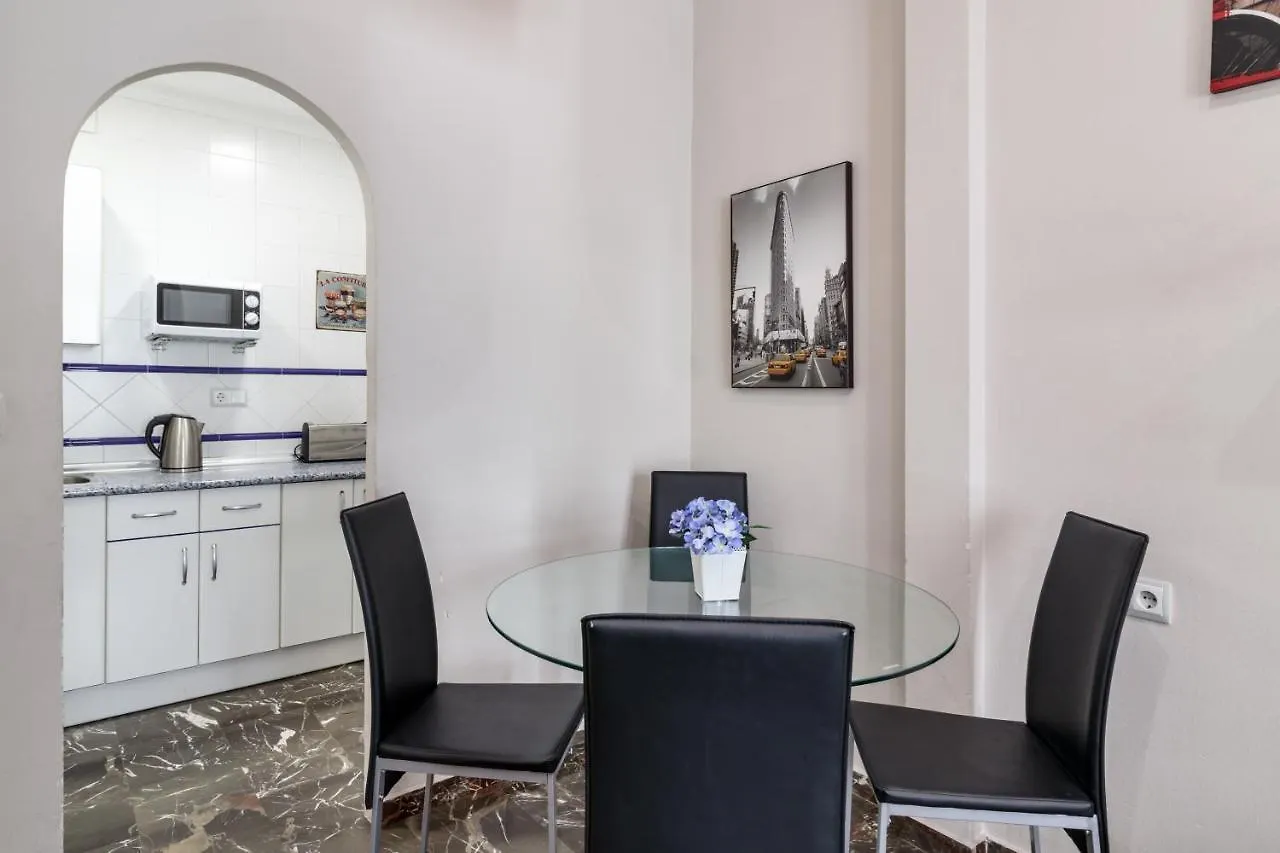 Great Apartment Parking Granada